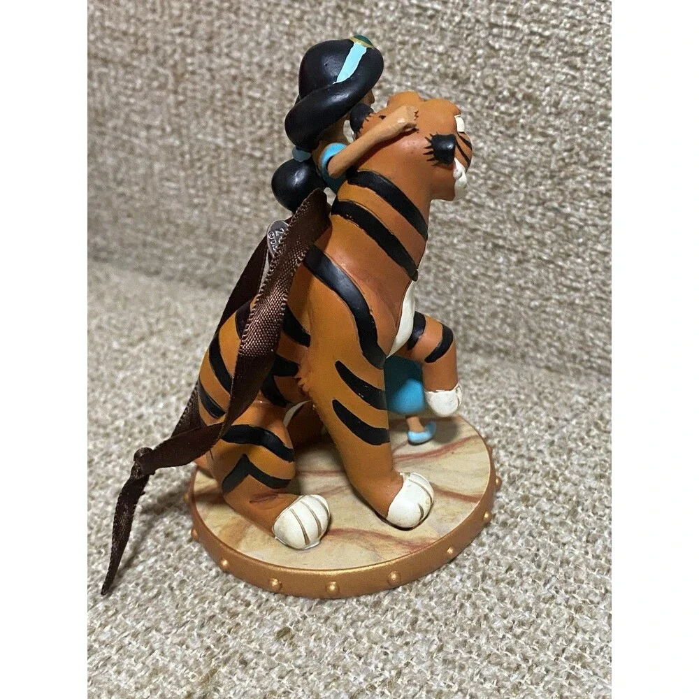 Disney Store Jasmine & Rajah Christmas Sketchbook Ornament Aladdin 2019 rare